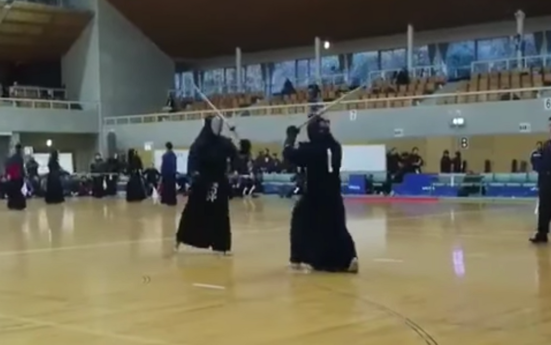 [REPOST] - Daisuke Taoki's One-Handed Half-Jodan