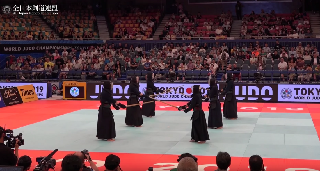 [SPOTLIGHT] - AMAZING Kendo Demo from All Japan Judo Championships - featuring Team Japan members!