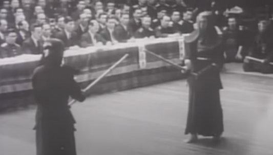 [SPOTLIGHT] - 10th Dan Mochida Sensei vs Nakano Sensei  in Pre-War Match!