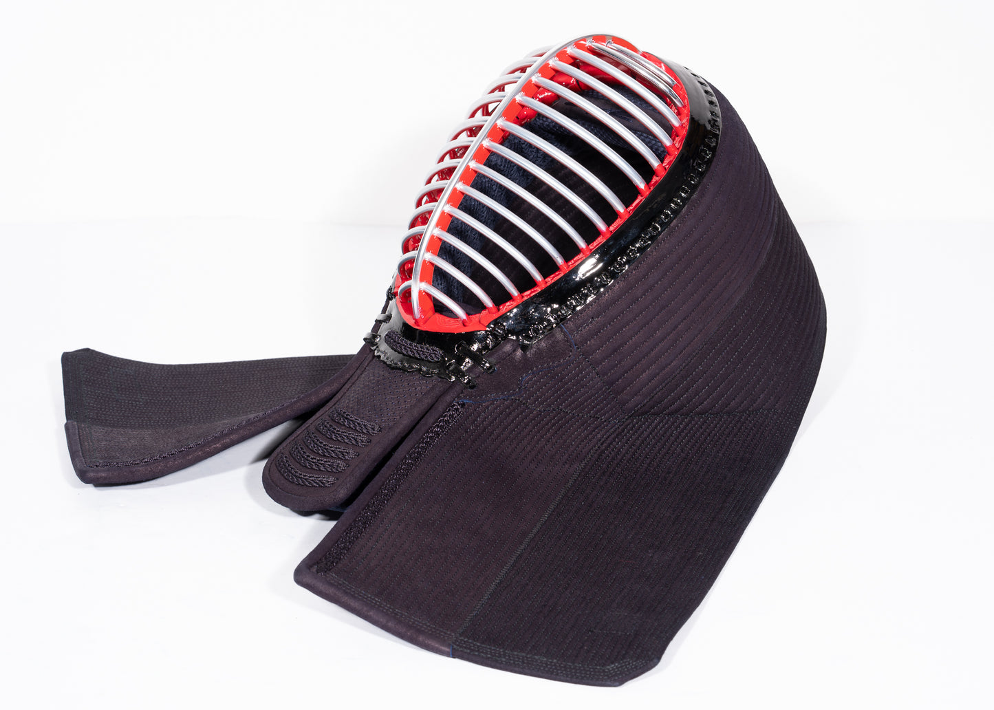 OUTLET #28 : *MADE IN JAPAN* - KIRABOSHI - Deluxe KendoStar HI NO MARU Series Hand Sewn Men