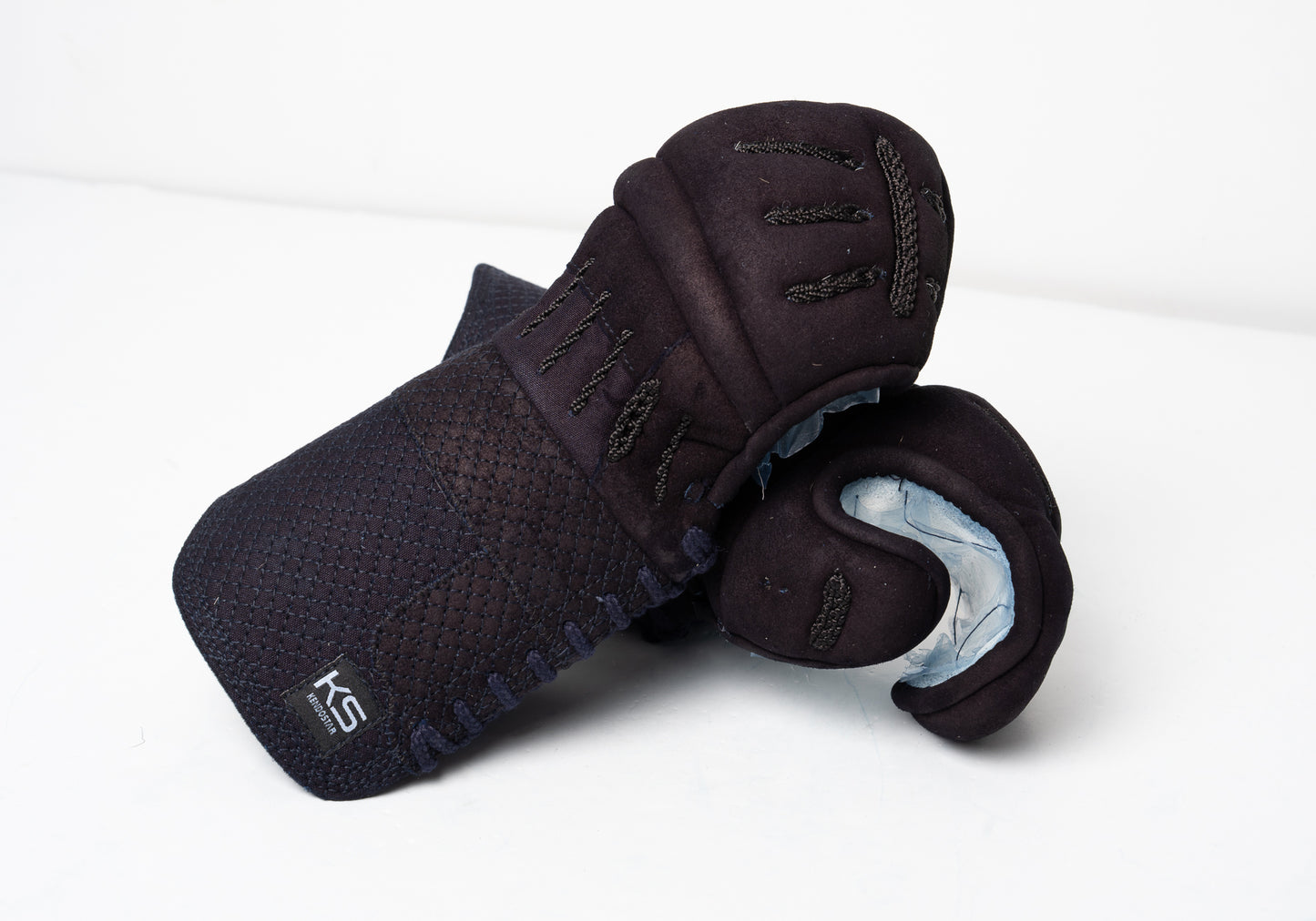 OUTLET #3 : *60% OFF* DIAMOND X - Premium Tezashi-style KendoStar Bogu Set