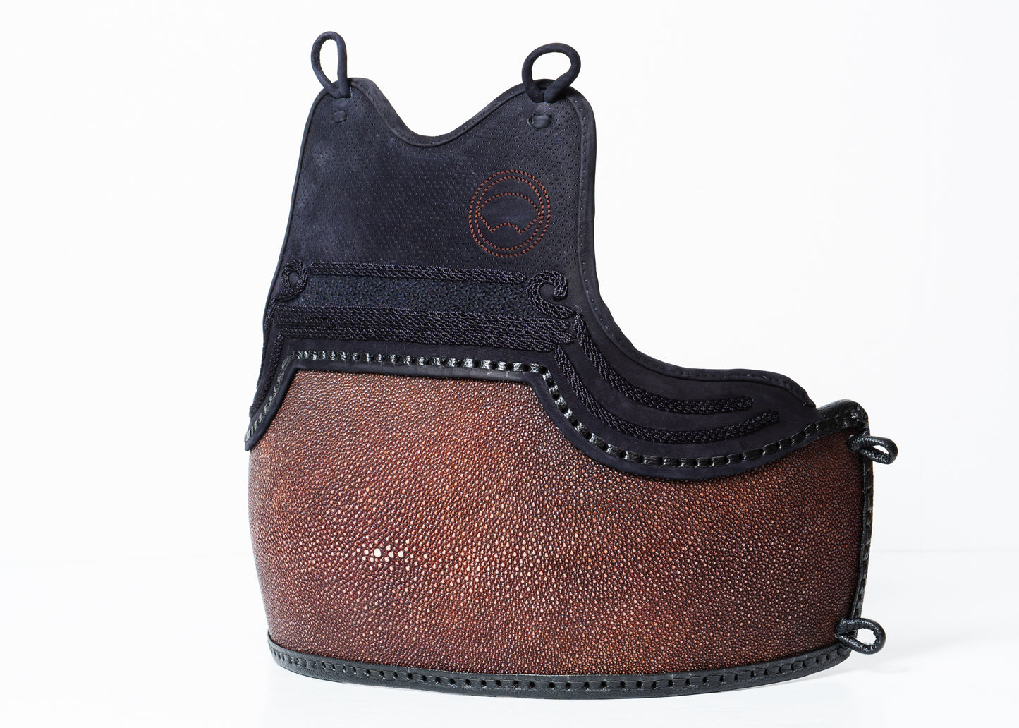 OUTLET  : *ONE ITEM ONLY* GENUINE Tame Same Fiber Do - L Size
