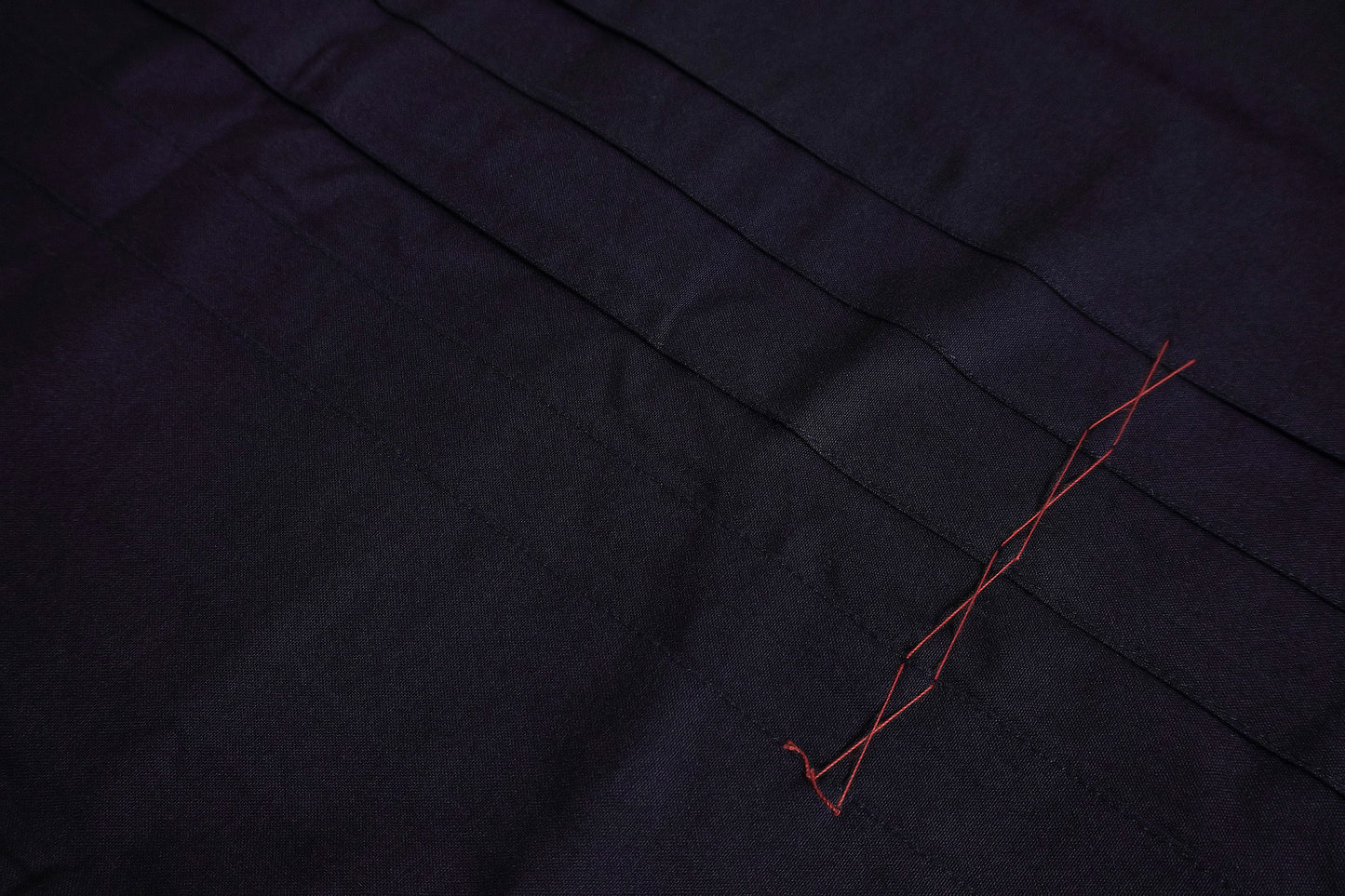 'KURENAI' Seiaizome Cotton Pleat-Lock Kendo Hakama