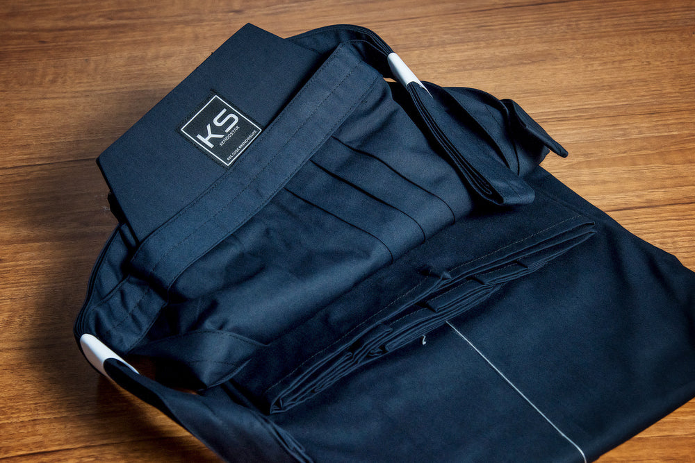 KendoStar Essentials: Single Layer Cotton Kendogi & Synthetic Hakama Uniform Set