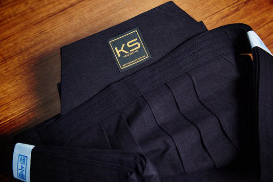 'KINBOSHI' #11,000 Seiaizome Gokujouhin Prestige Kendo Hakama